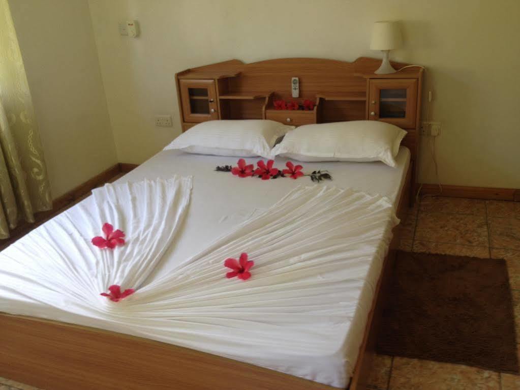 Вілла Marl Self Catering Pointe La Rue Екстер'єр фото